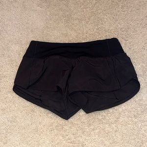 Lululemon black speed up shorts.